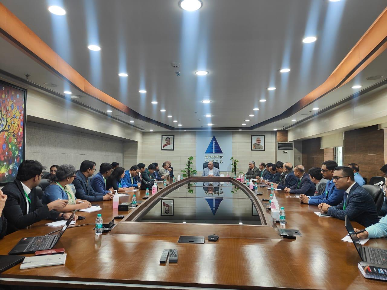 6 फरवरी 2024 को श्री पी आर जयशंकर, प्रबंध निदेशक, आईआईएफसीएल ने पीएमओ के तहत पीपीपी प्राधिकरण के अधिकारियों सहित बांग्लादेश के प्रतिनिधिमंडल से मुलाकात की।