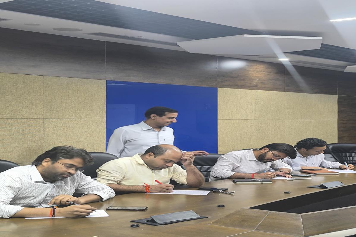 हिंदी कहानी लेखन प्रतियोगिता, 14 मई 2025